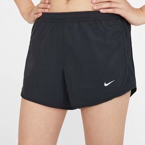 Nike Dri-FIT Tempo Shorts size Small